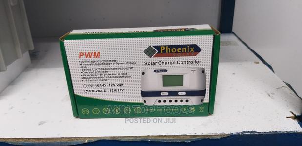 Phoenix Solar Charge Controller 20amp - thumbnail 3