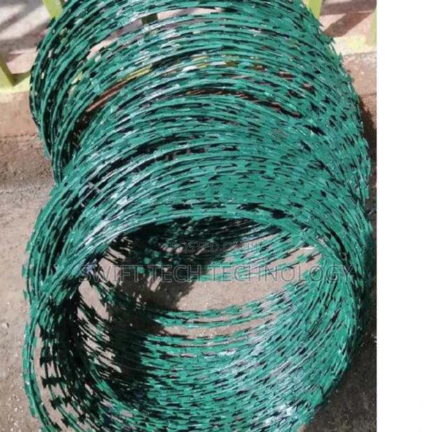 Razor Wire 10m - thumbnail 3