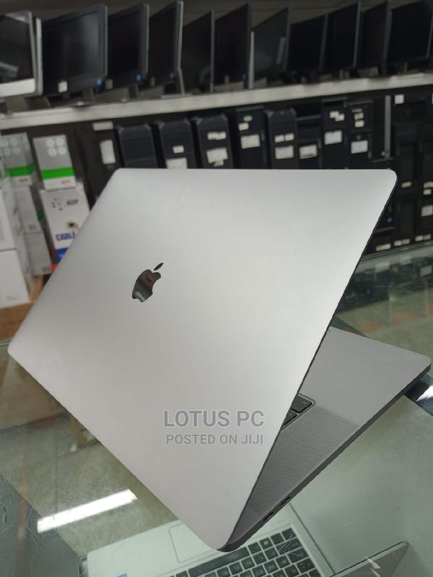 Laptop Apple MacBook Pro 2019 16GB Intel Core I7 SSD 512GB - thumbnail 3