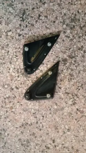Honda CR-V Side Mirror Finisher