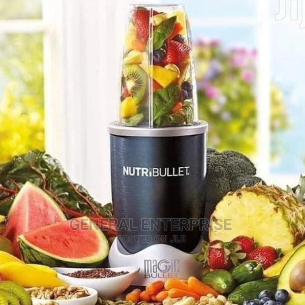 Nutri Bullet 900 Watts - main view