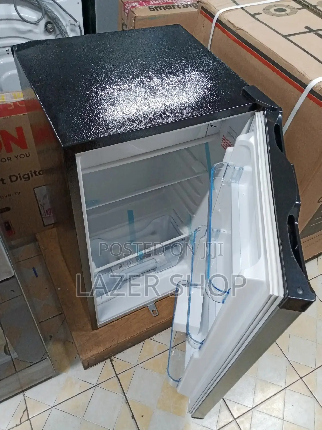 Von Fridge, Single Door