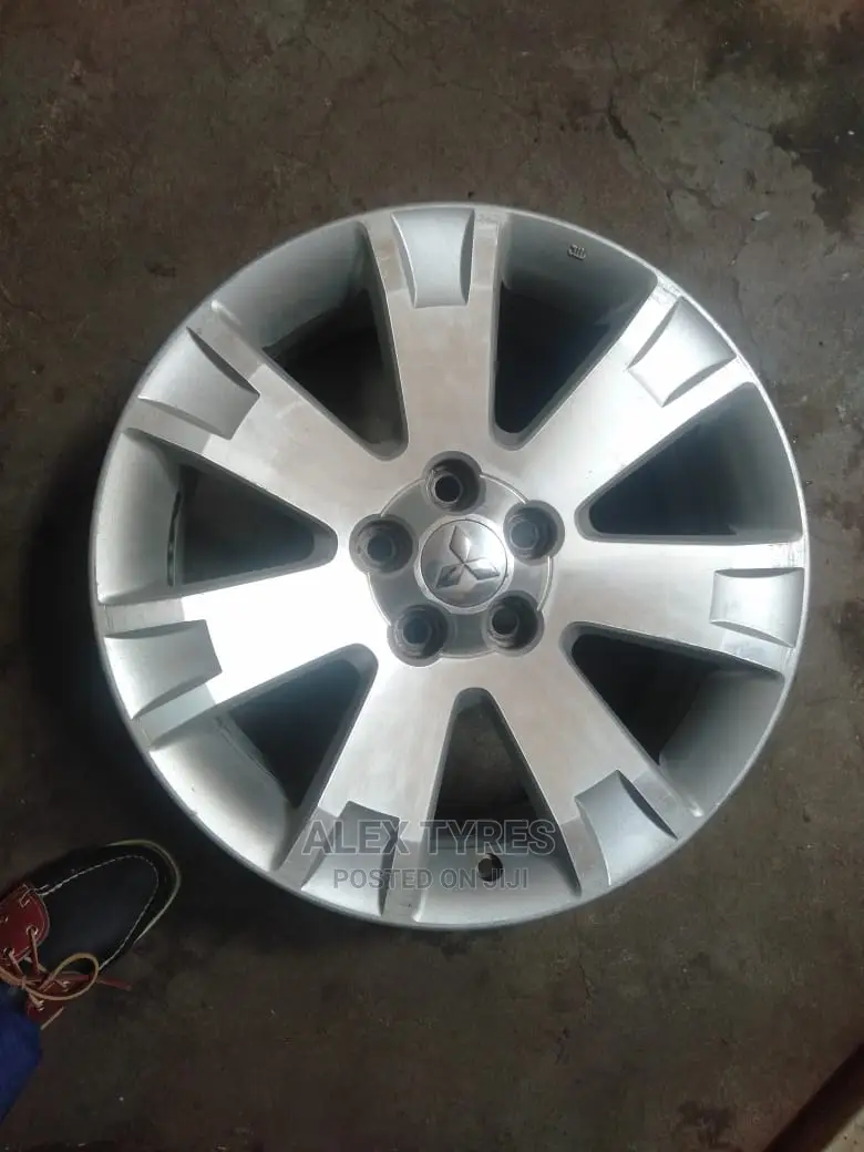 Size 18 Inches Mitsubishi Outlander Original X-Japan Rims