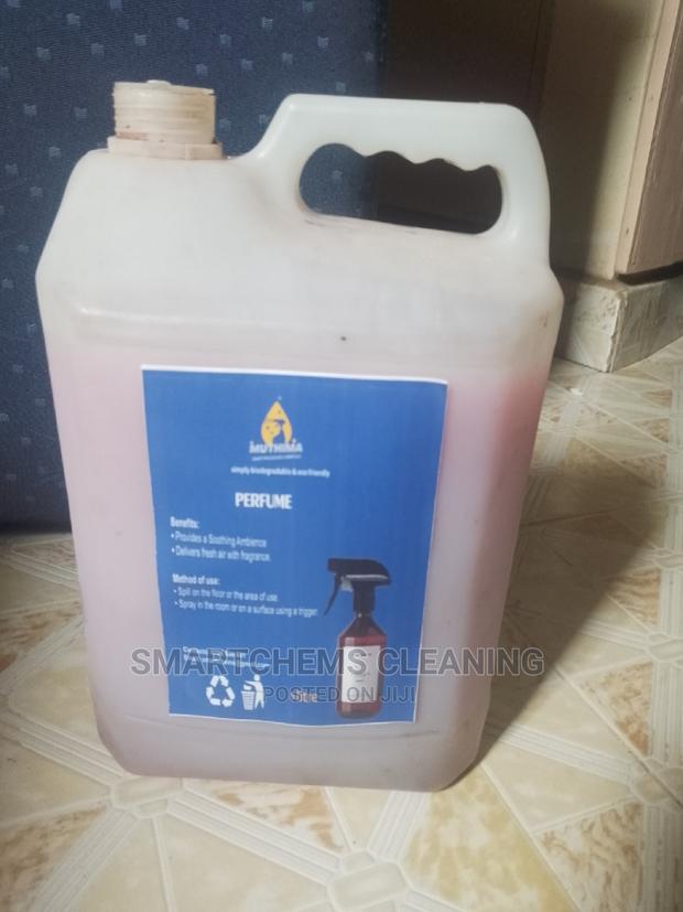 Living Room Perfume - thumbnail 3