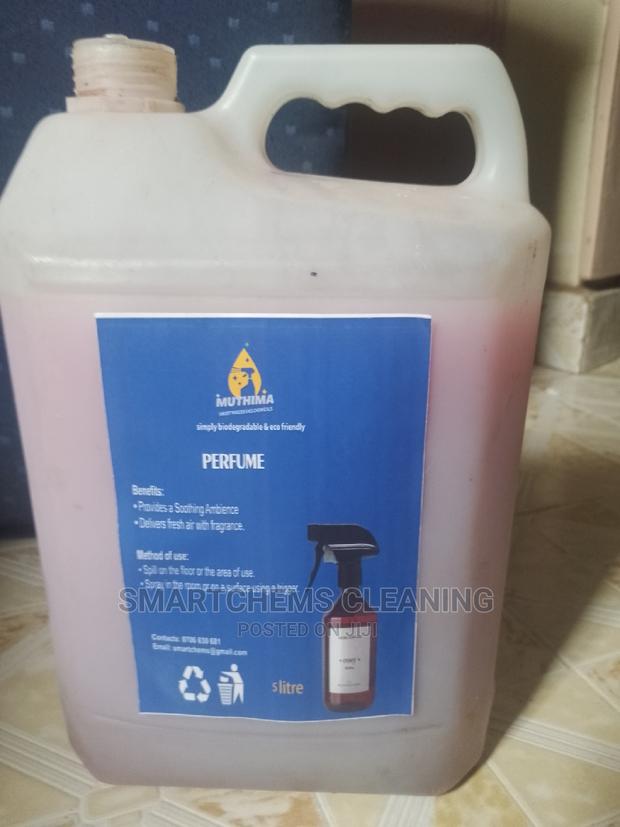 Living Room Perfume - thumbnail 4