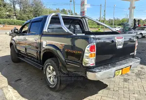 Toyota Hilux 2.7 VVTi 4x4 SRX 2008 Black