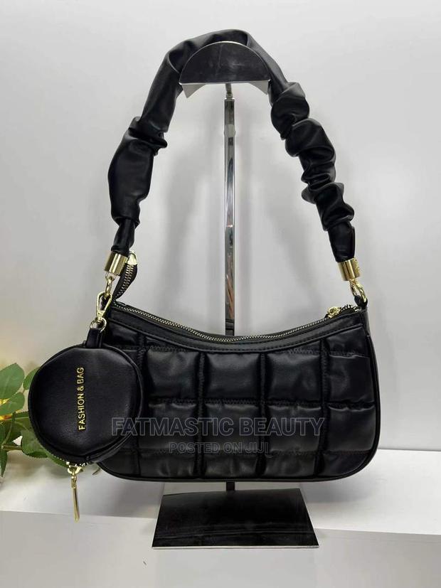 Pretty Shoulder Bag - main view