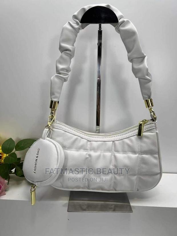 Pretty Shoulder Bag - thumbnail 2