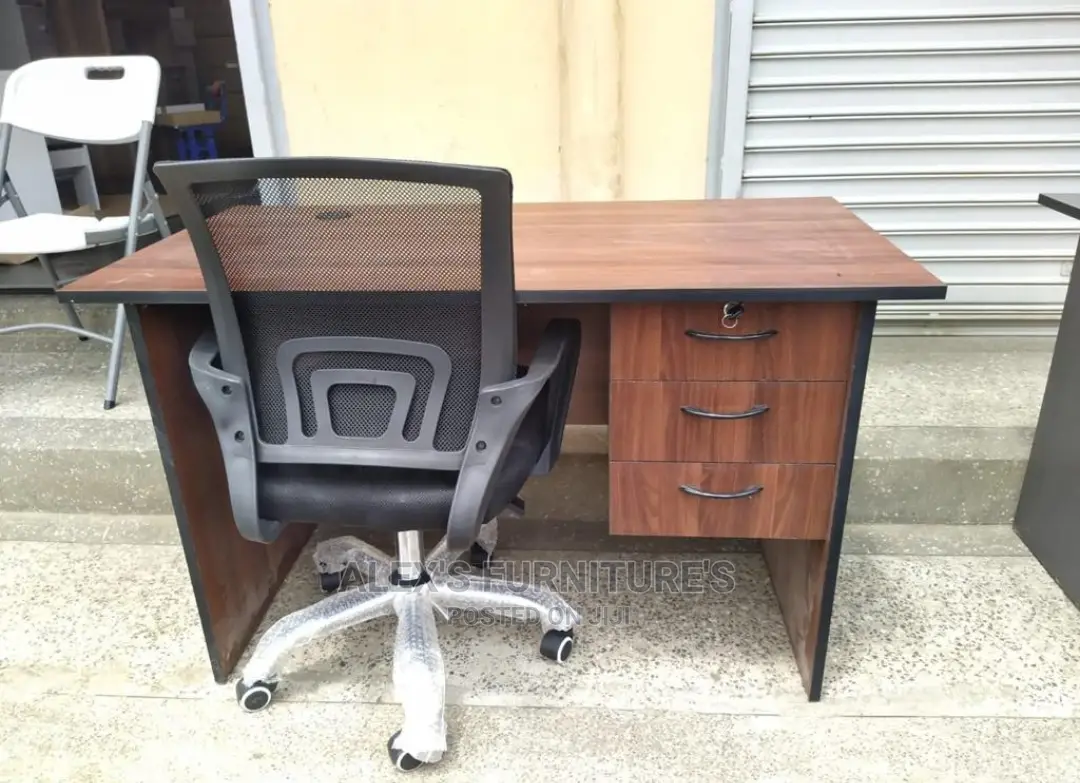 Office Desks Office Desks