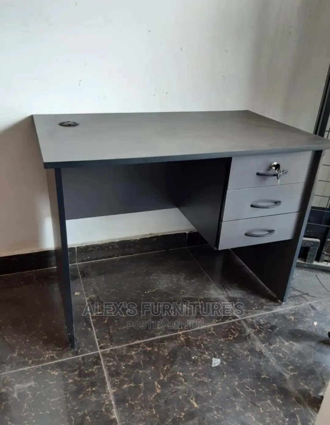 Office Desks