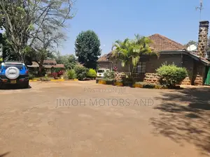 3bdrm Bungalow in Parklands/Highridge for Sale