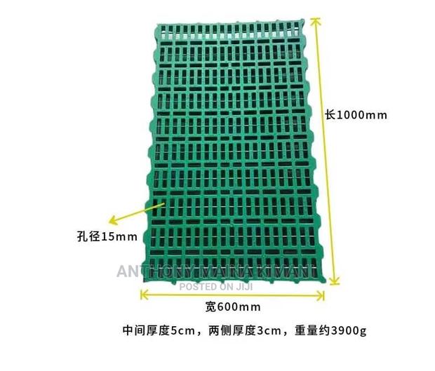 Plastic Slat Floor - thumbnail 6