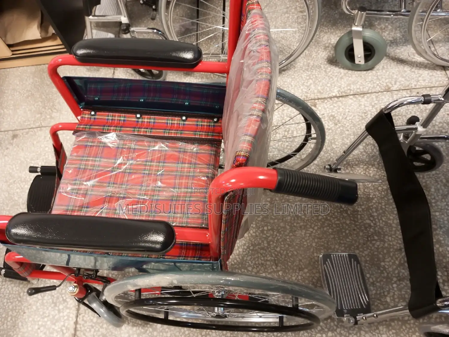 Pediatric Wheelchair. (Standard)