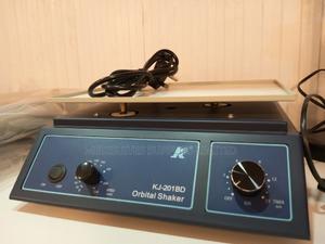 Orbital Shaker - thumbnail 2