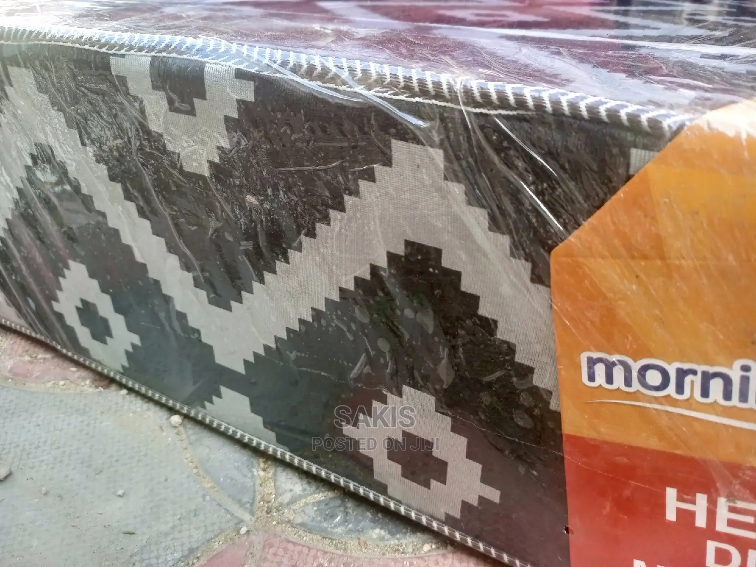 Salaala! Tukuletee 5 X 6 X 8" Heavy Duty Mattresses?