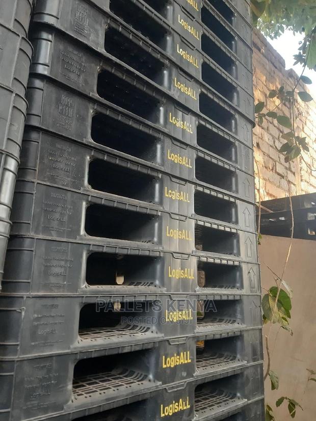 Plastic Pallets- GP4 - main view