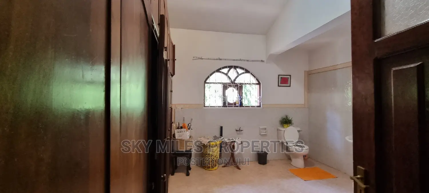 7bdrm Maisonette in Aloo Drive, Mtwapa for Sale