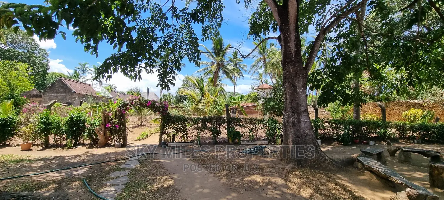 7bdrm Maisonette in Aloo Drive, Mtwapa for Sale