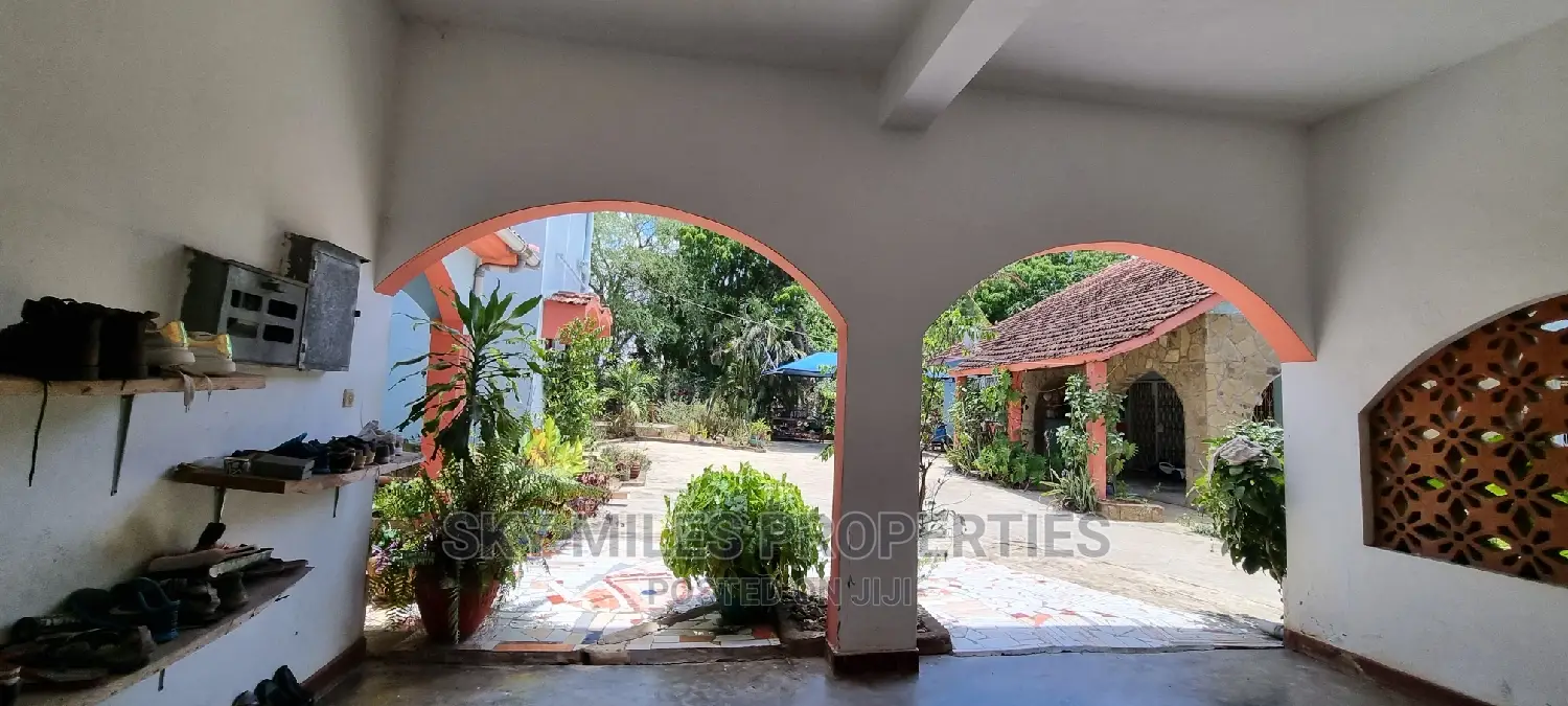 7bdrm Maisonette in Aloo Drive, Mtwapa for Sale