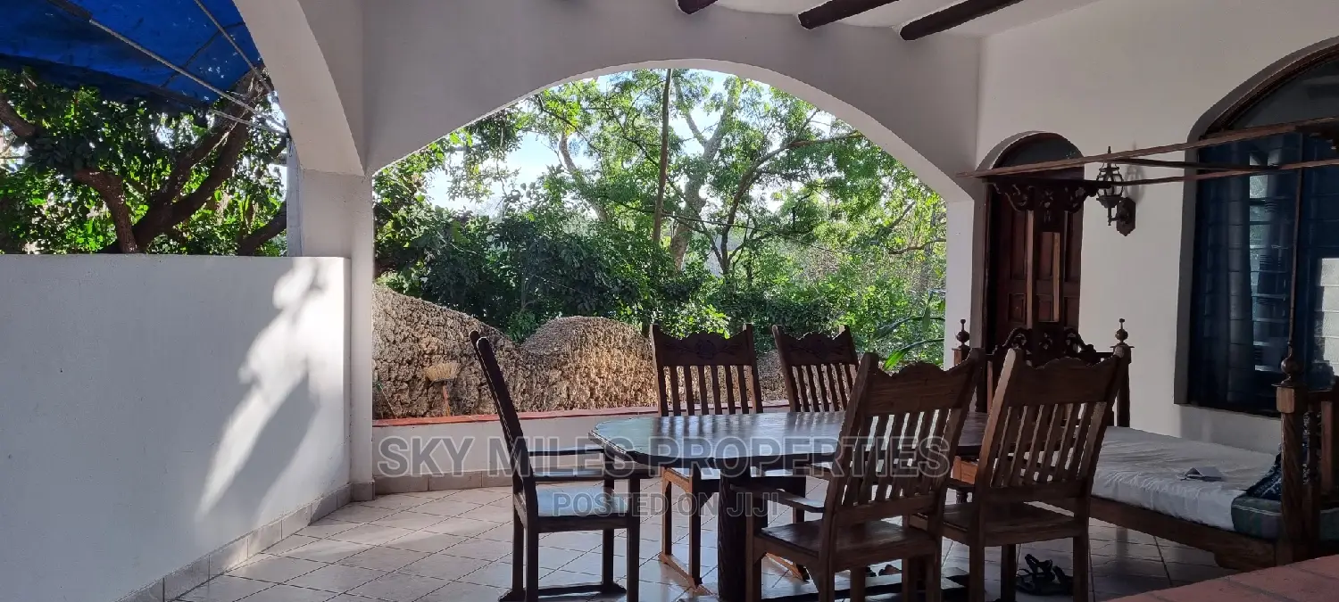 Beach View Studio Apartment Available for Holiday Booking.