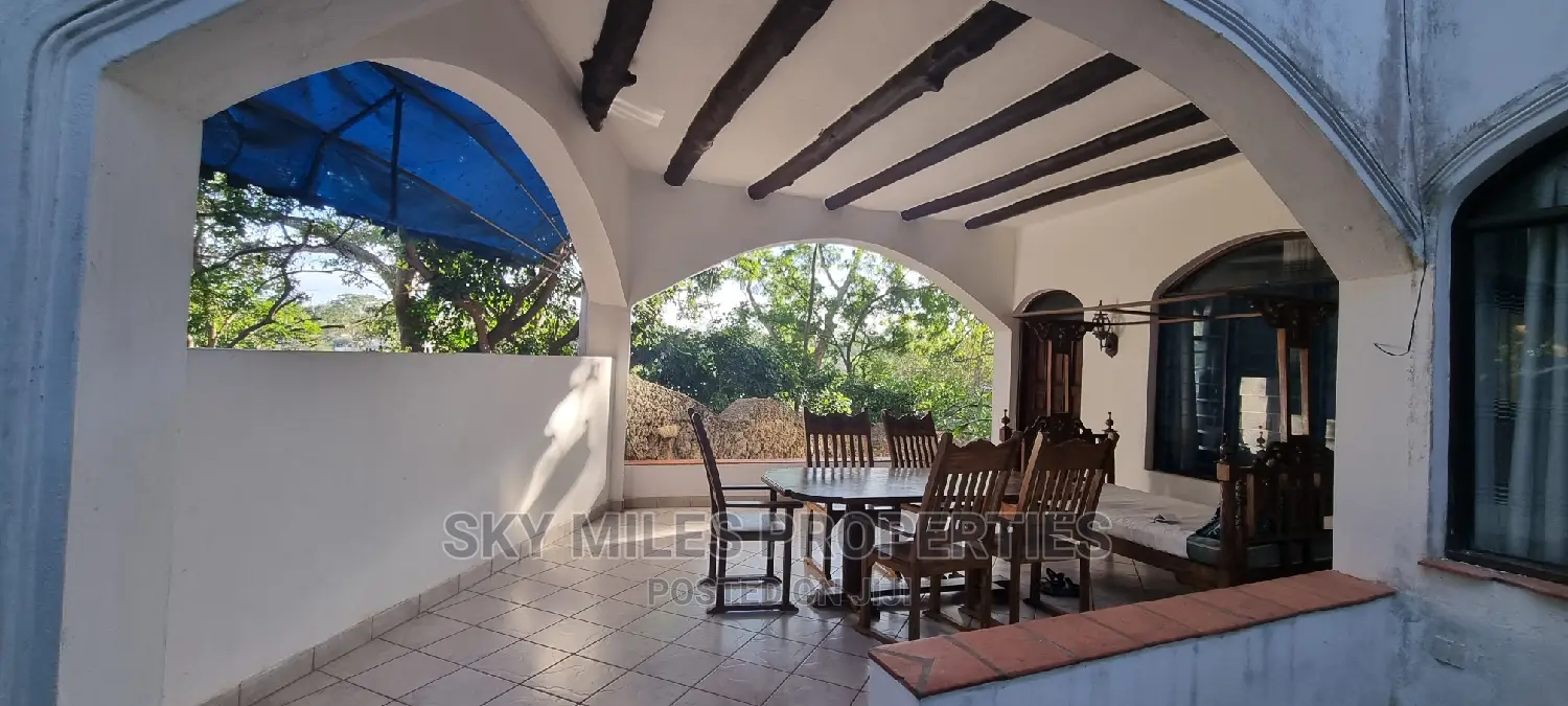 Beach View Studio Apartment Available for Holiday Booking.
