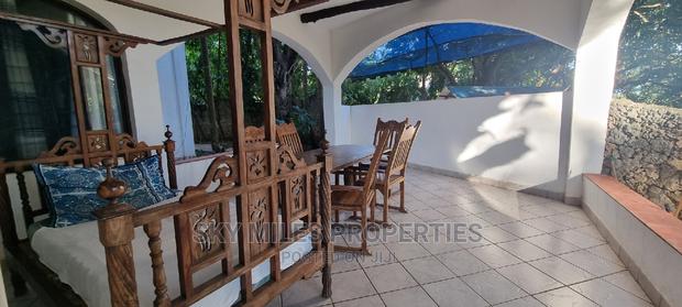 Beach View Studio Apartment Available for Holiday Booking. - thumbnail 5