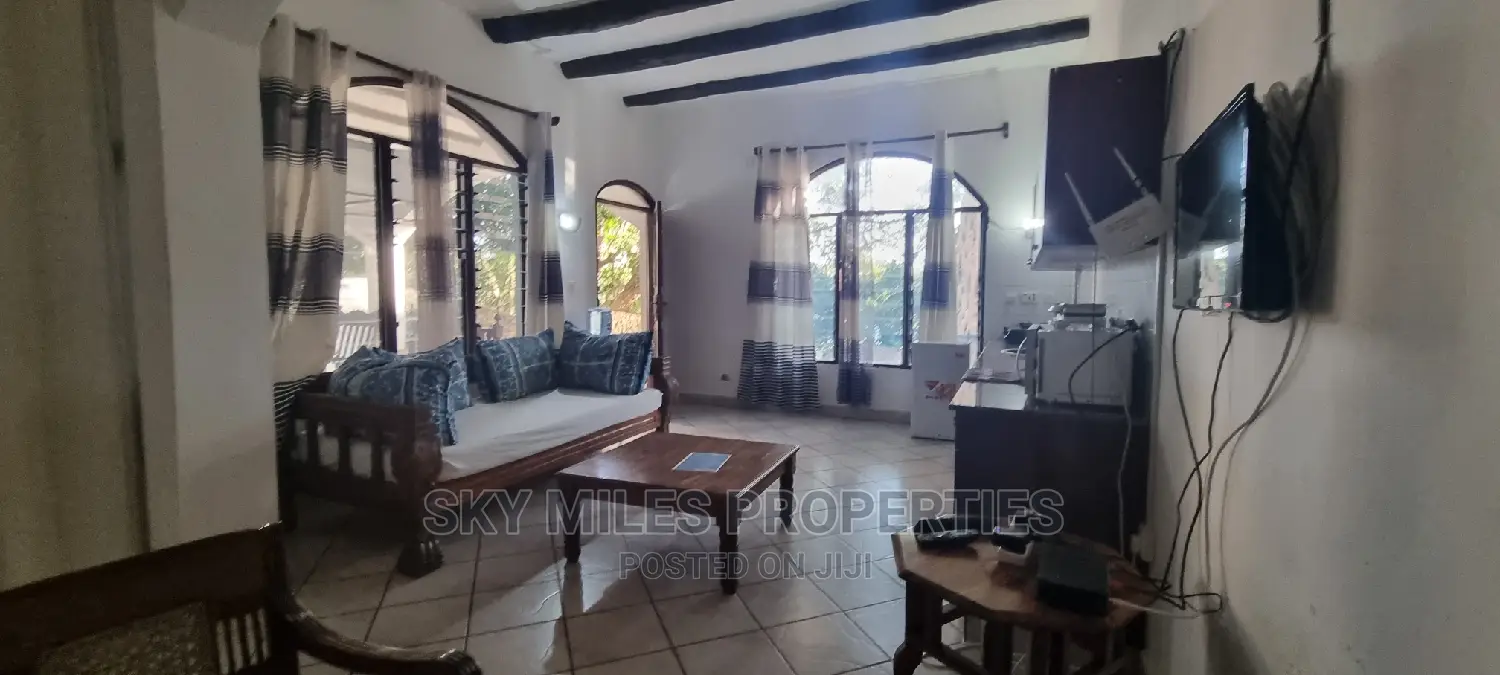 Beach View Studio Apartment Available for Holiday Booking.