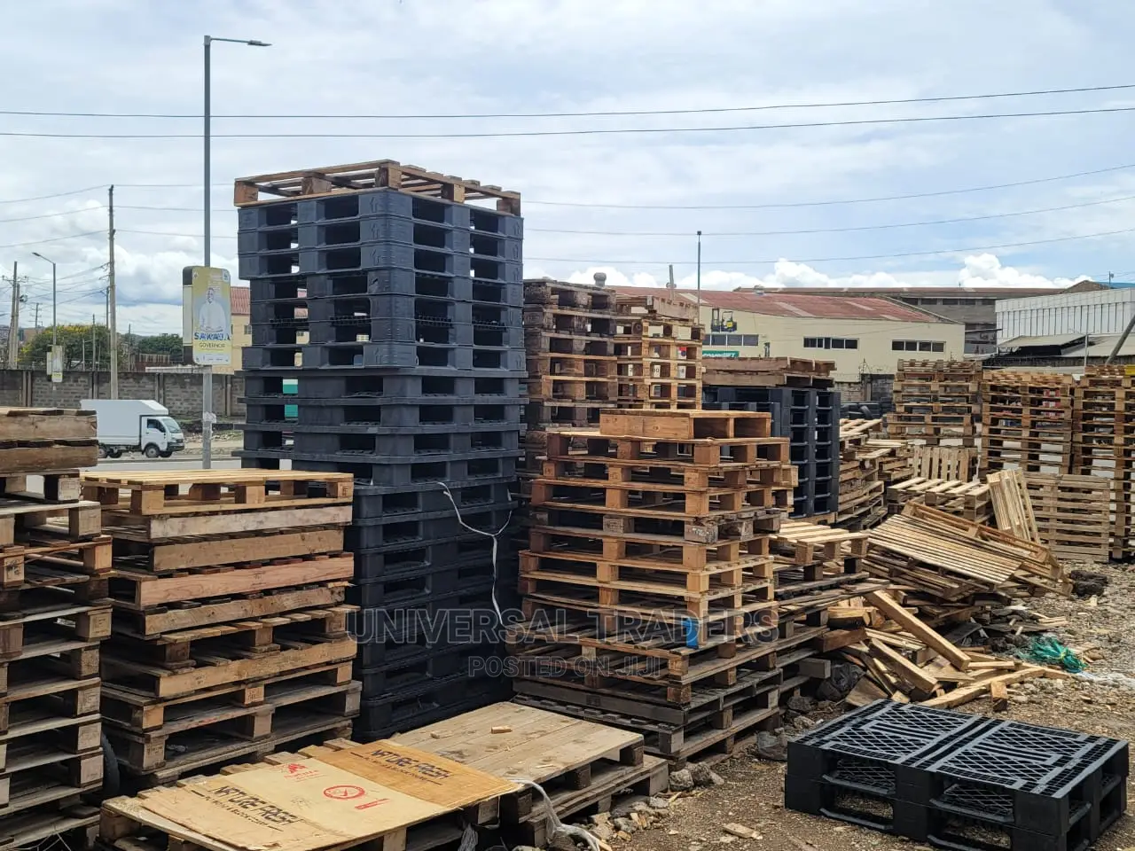 All Pallets Types (Wood Plastic)