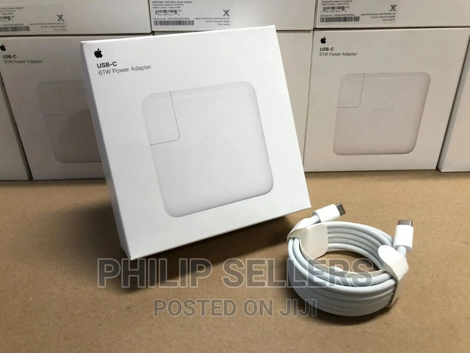 Genuine Apple 61W USB-C Macbook Pro Air Power Adapter Ch