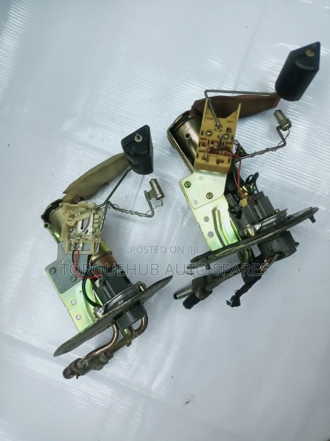Toyota 100 Fuel Pump