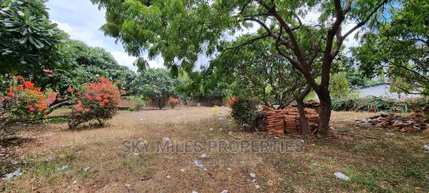 Nyali Links Road,Commercial Land on Sale. - thumbnail 3