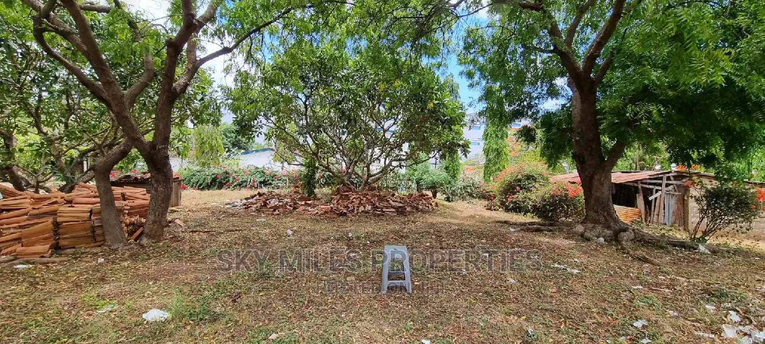 Nyali Links Road,Commercial Land on Sale.