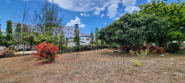 Nyali Links Road,Commercial Land on Sale. - thumbnail 5