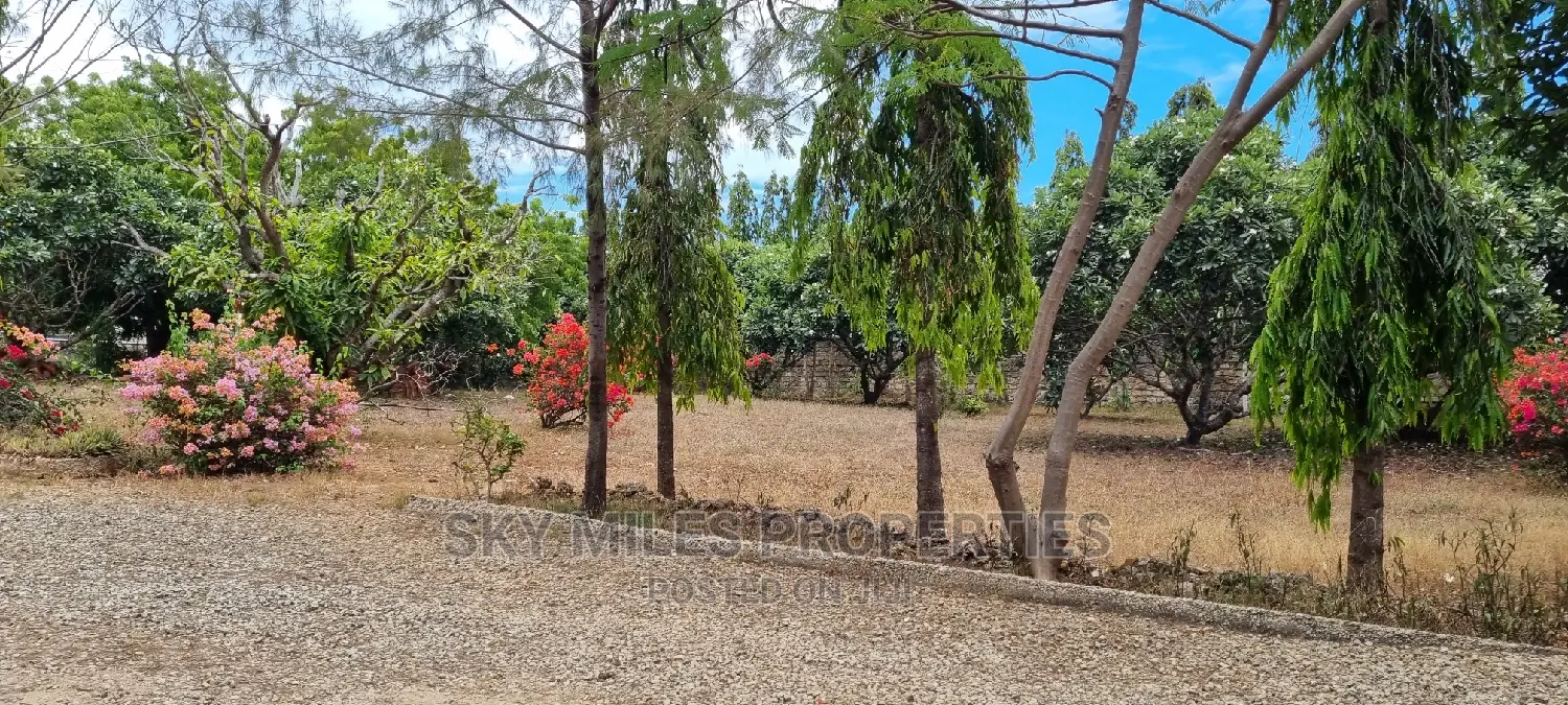 Nyali Links Road,Commercial Land on Sale.