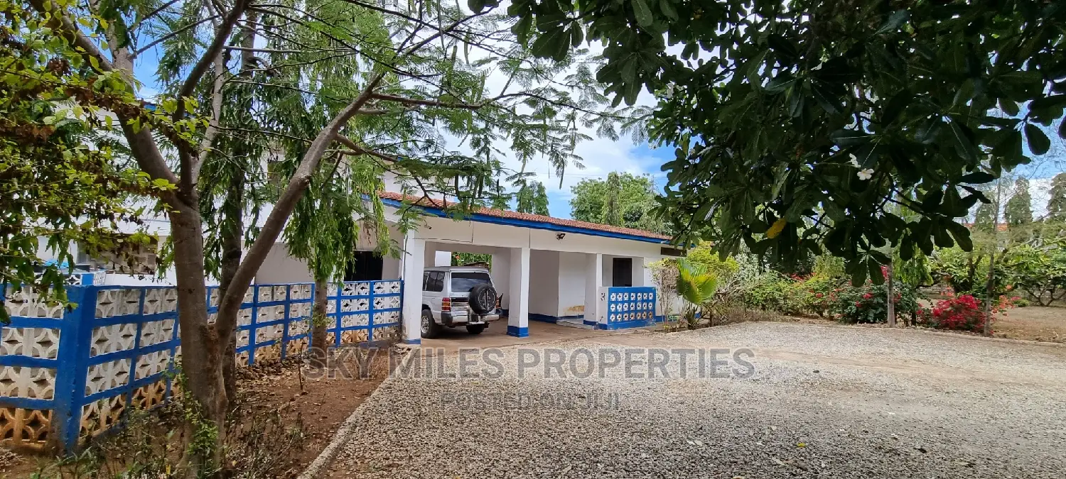 Nyali Links Road,Commercial Land on Sale.