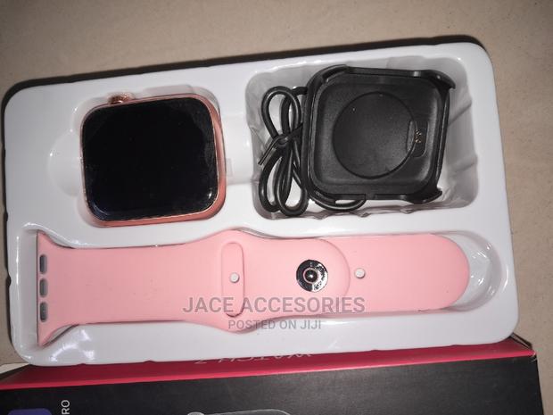 Pink I7 Smartwatch - thumbnail 3