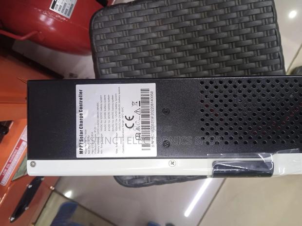 Must MPPT Solar Charge Controller - main view