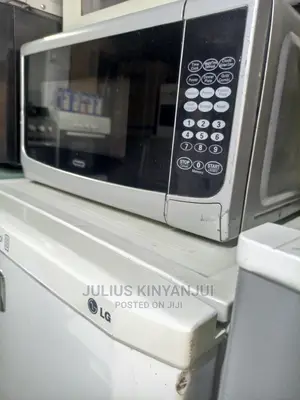 Microwave Oven