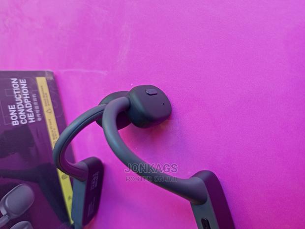 Premium Bone Conduction Headphones - thumbnail 2