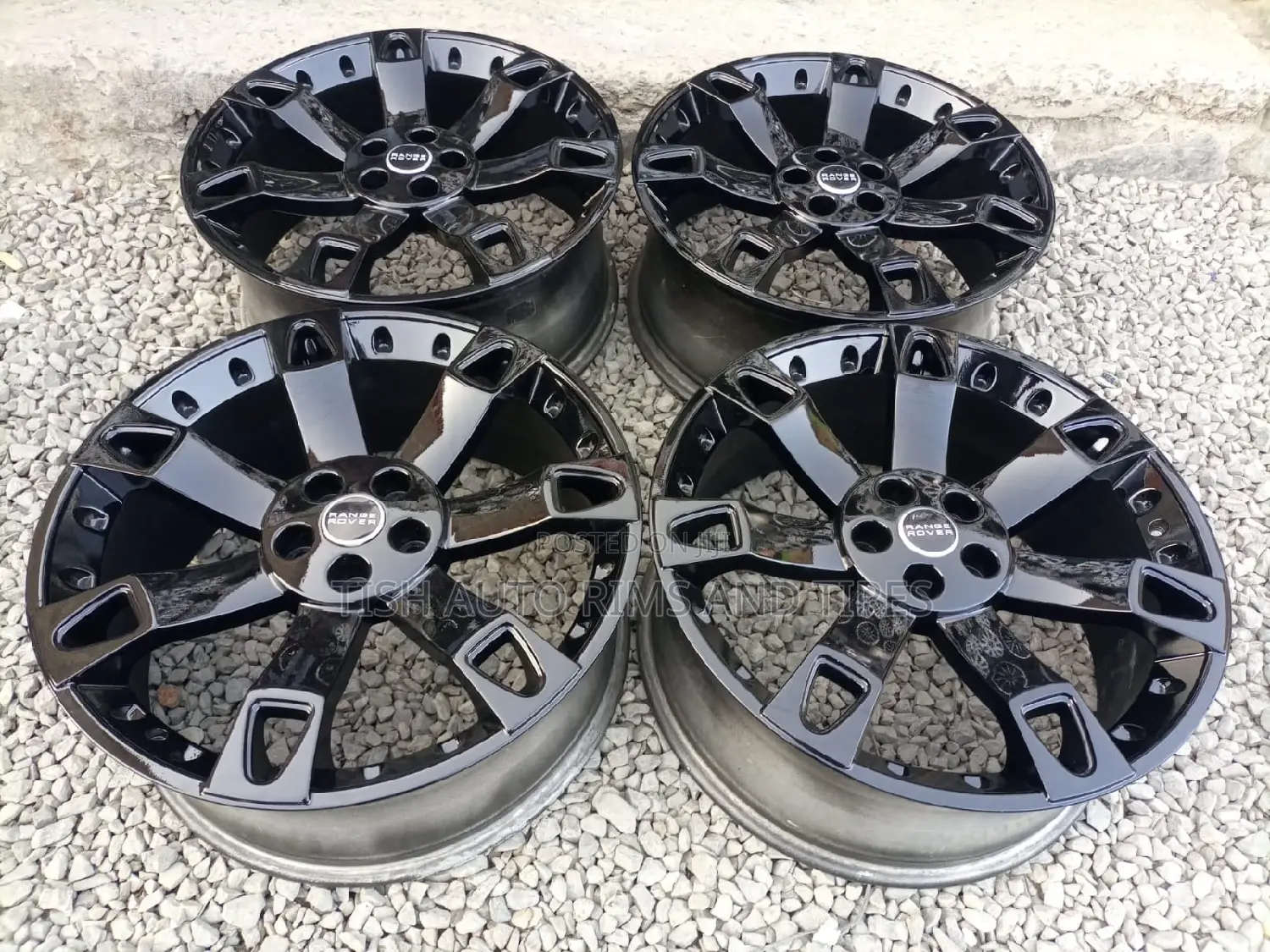 Black Range Rover 22 Inch Rims Set