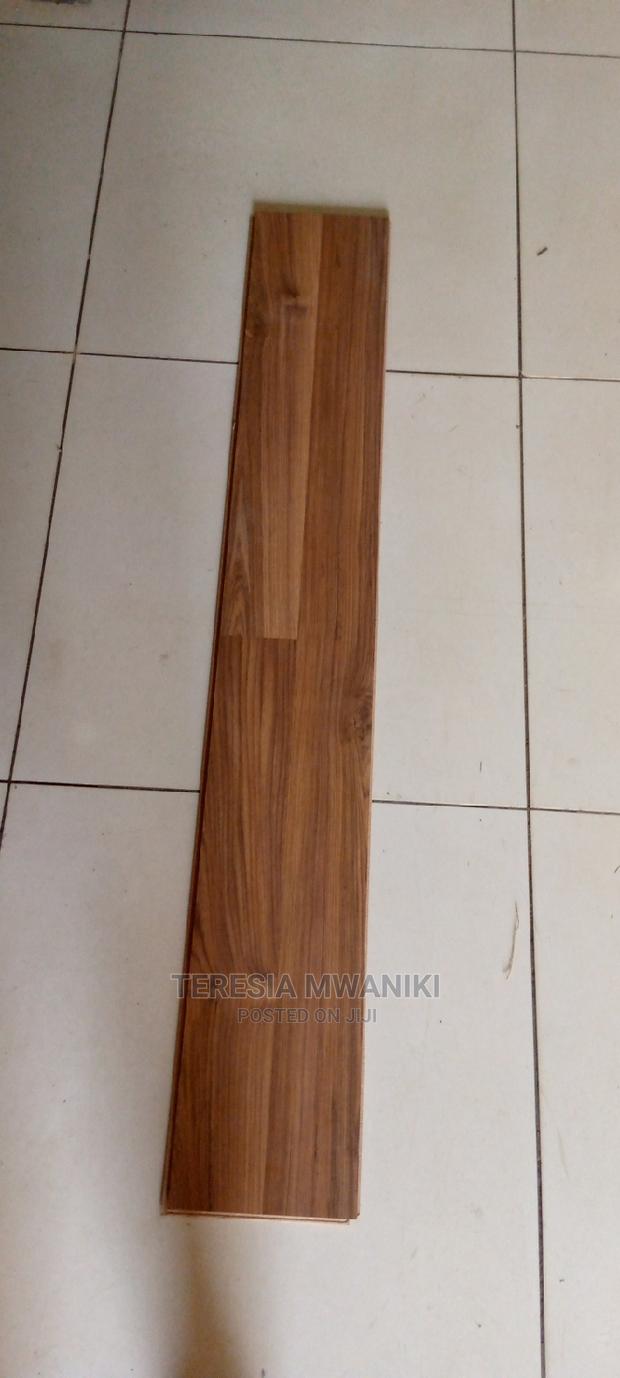 8mm Laminates Flooring - thumbnail 2