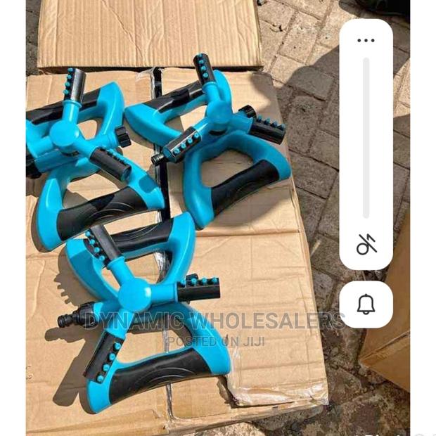 **A Brand New 3 Arm Rotating 360° Garden Sprinkler.