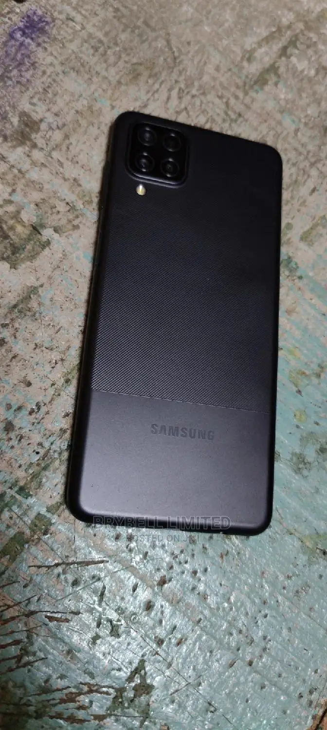 Samsung Galaxy A12 64 GB Black