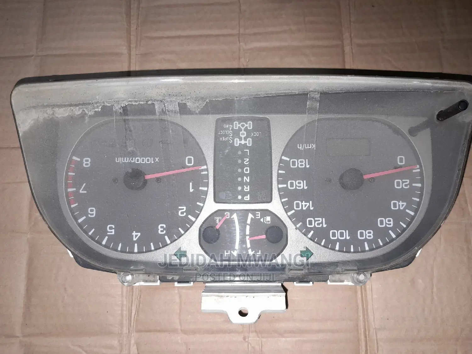 Clock Mitsubishi IO