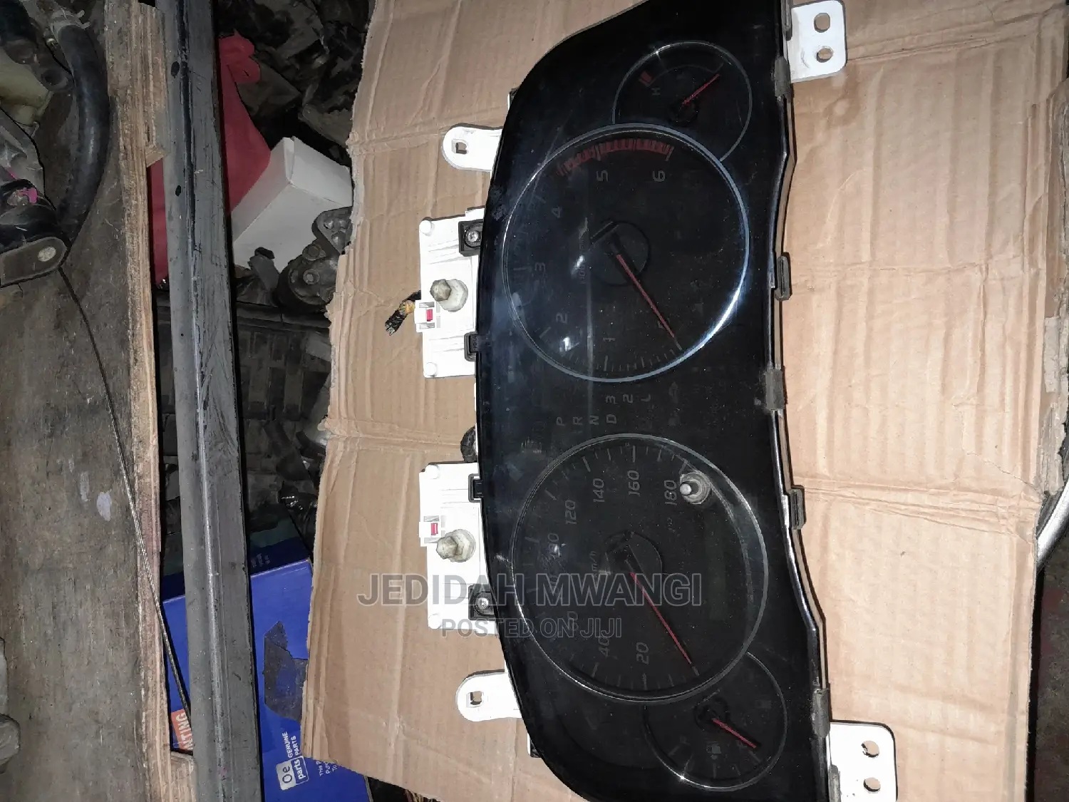 Clock Prado 120