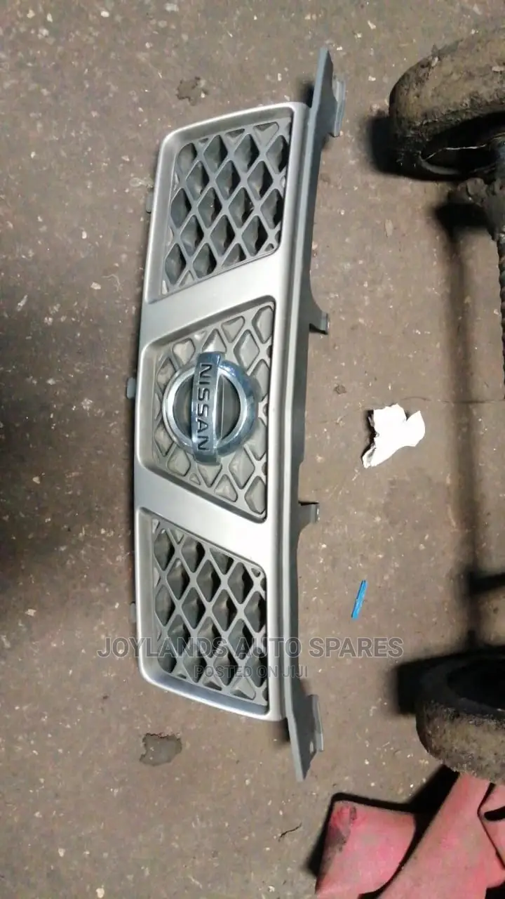 X-Trail T30 Grille