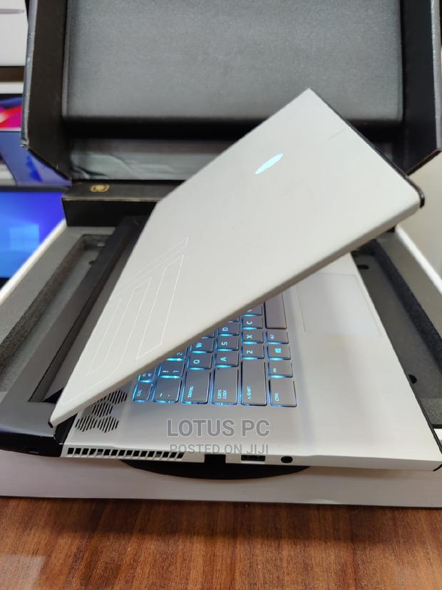 New Laptop Dell Alienware 15 R3 16GB Intel Core I7 SSD 512GB