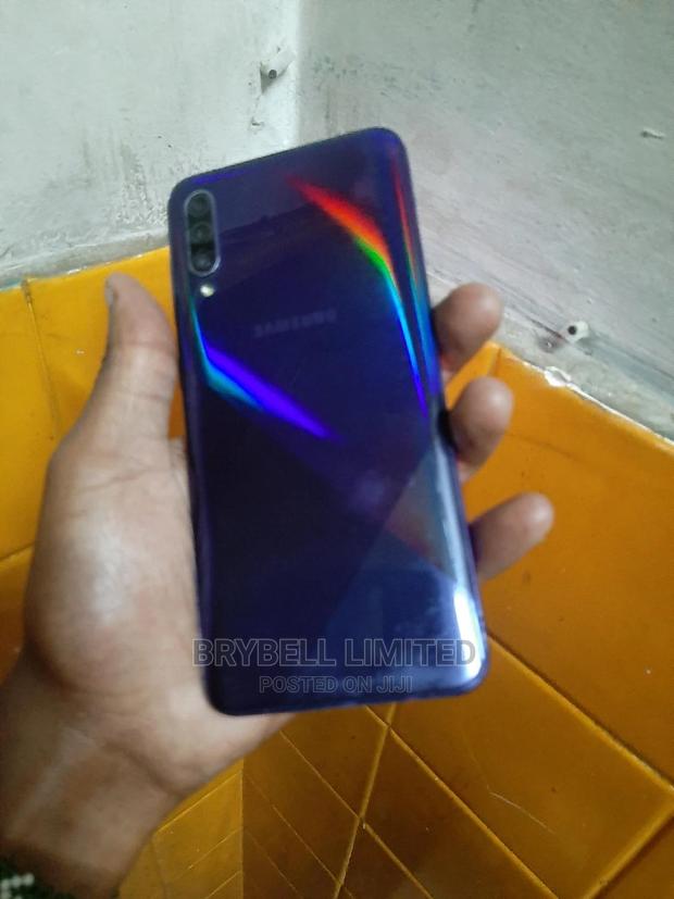 Samsung Galaxy A30s 64 GB Blue - main view