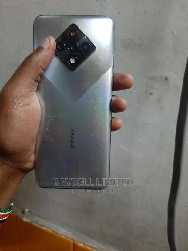 Infinix Zero 8 128 GB Silver - thumbnail 3