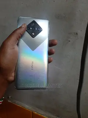 Infinix Zero 8 128 GB Silver